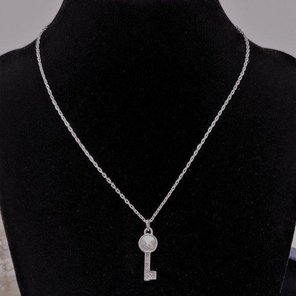 Swarovski Key to my Heart Necklace - Picture 1 of 2
